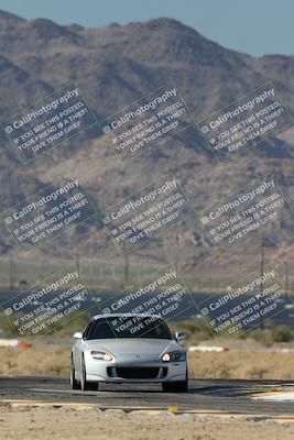 media/Oct-24-2025-Doghouse Garage (Fri) [[783d2ff07a]]/3-Intermediate/Session 2 (Turns 16 and 17 Exit)/